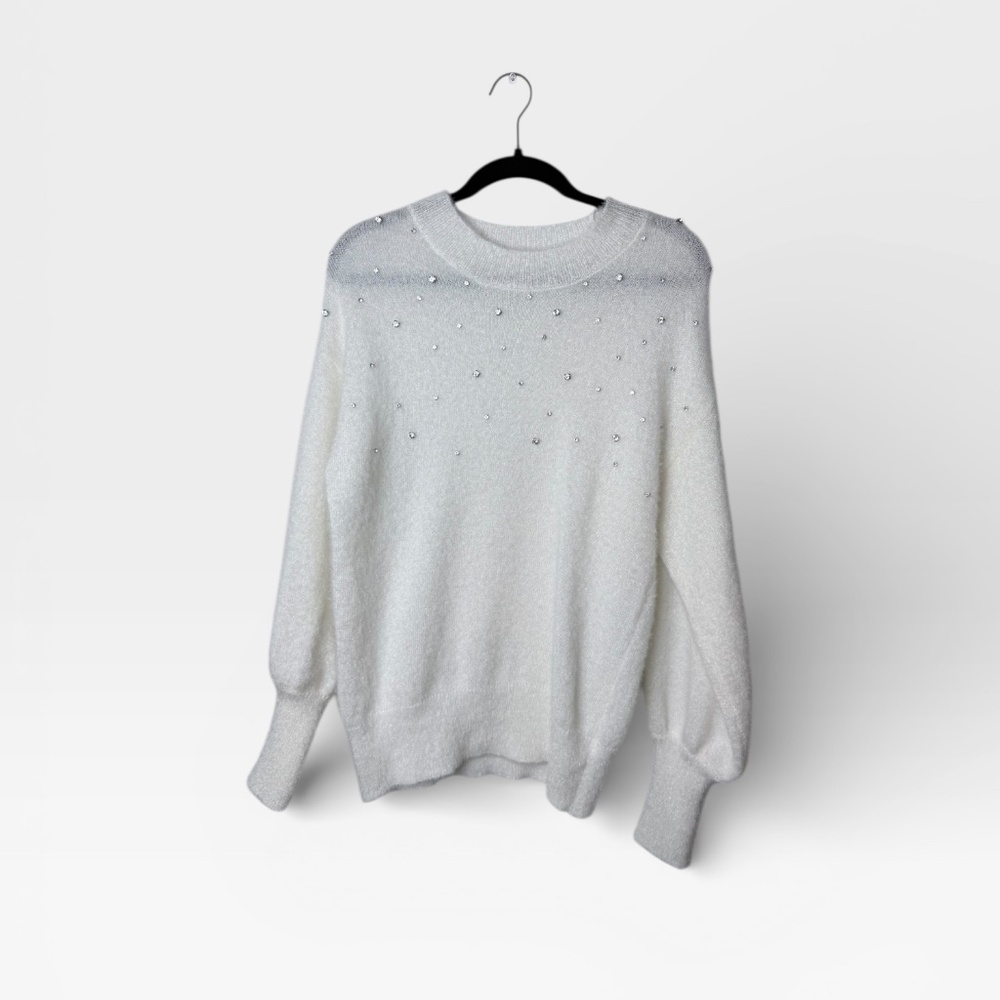 Cato Size Medium‎ True White Bedazzled Sweater (D)